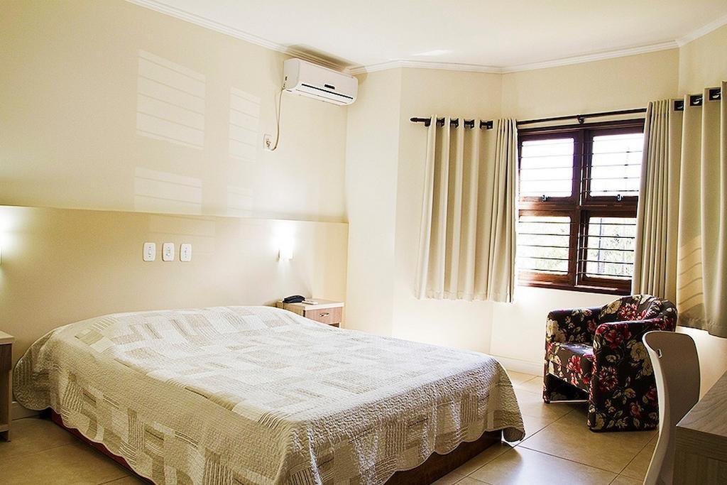 Senior Parque Hotel Santa Rosa  Zimmer foto